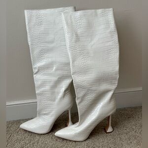 Fashion Nova White Croc-Embossed Knee-High Boots US 10